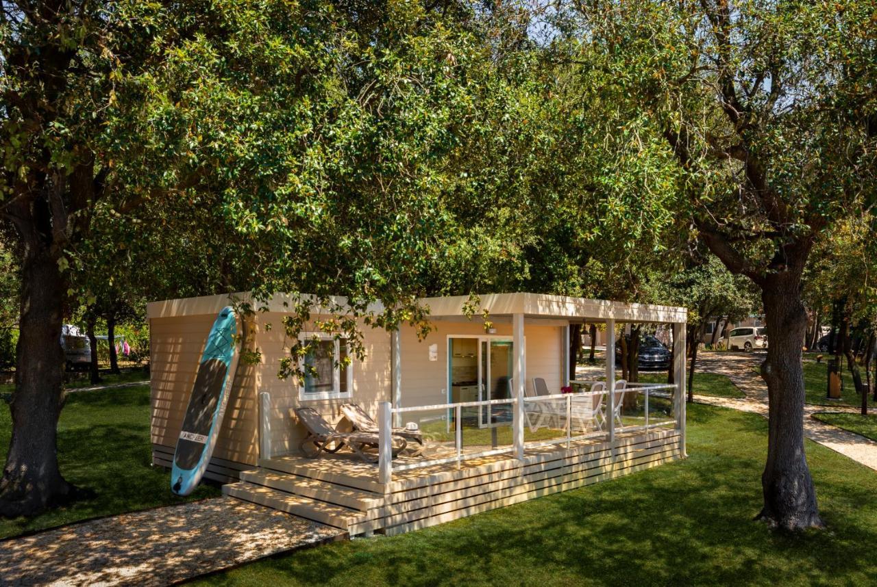 Maistra Camping Koversada Uncovered Naturist Mobile Homes Vrsar Kültér fotó