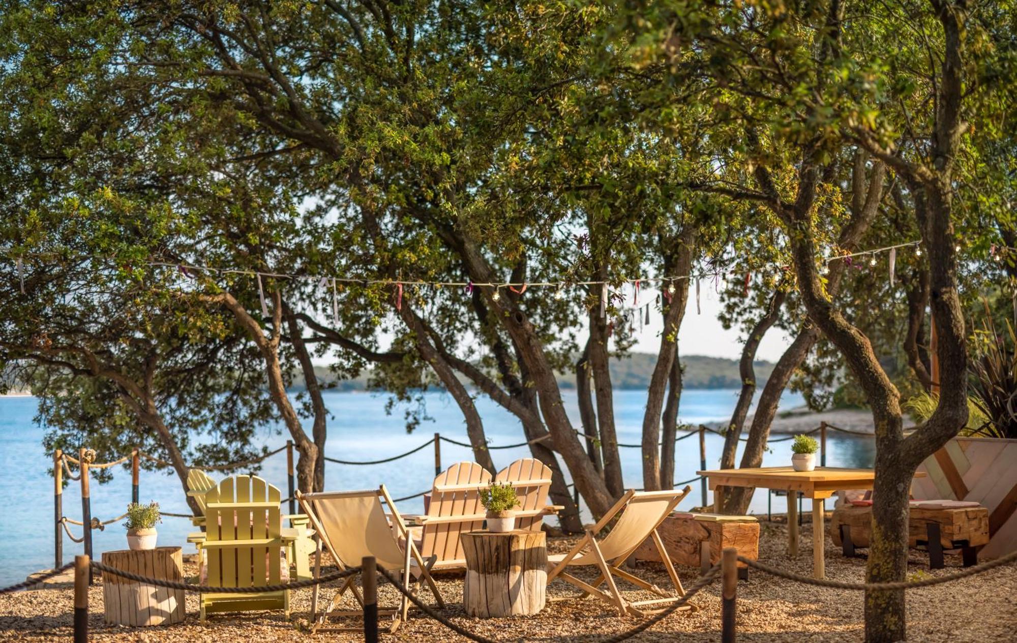 Maistra Camping Koversada Uncovered Naturist Mobile Homes Vrsar Kültér fotó